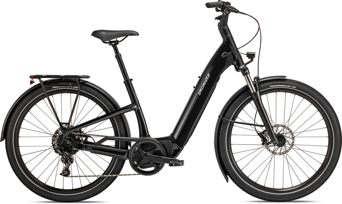 Specialized Turbo Como 4.0 – Gloss Cast Black / Satin Silver Reflective