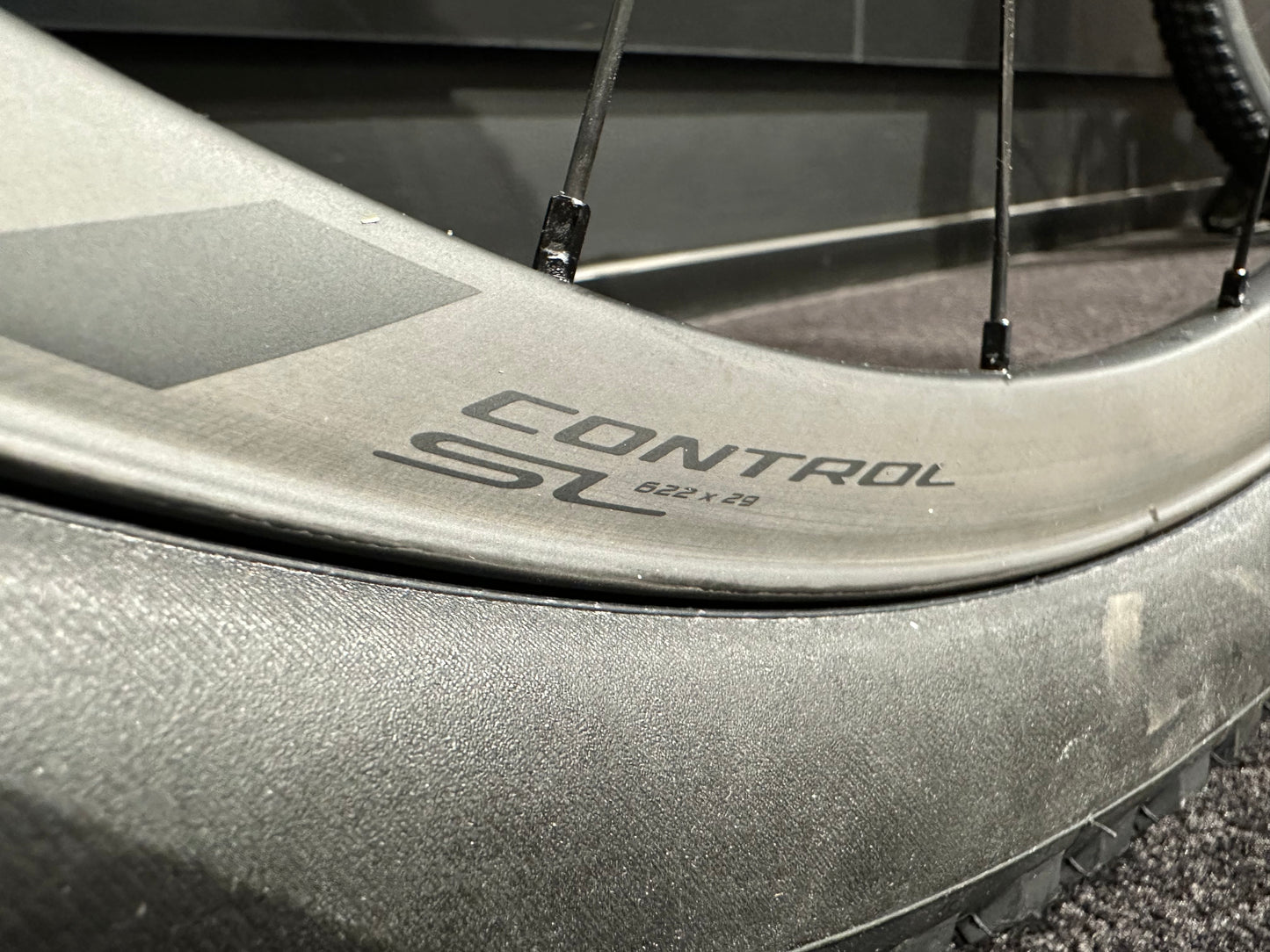 Specialized Epic 8 AXS Flight Attendant 1987 LTD