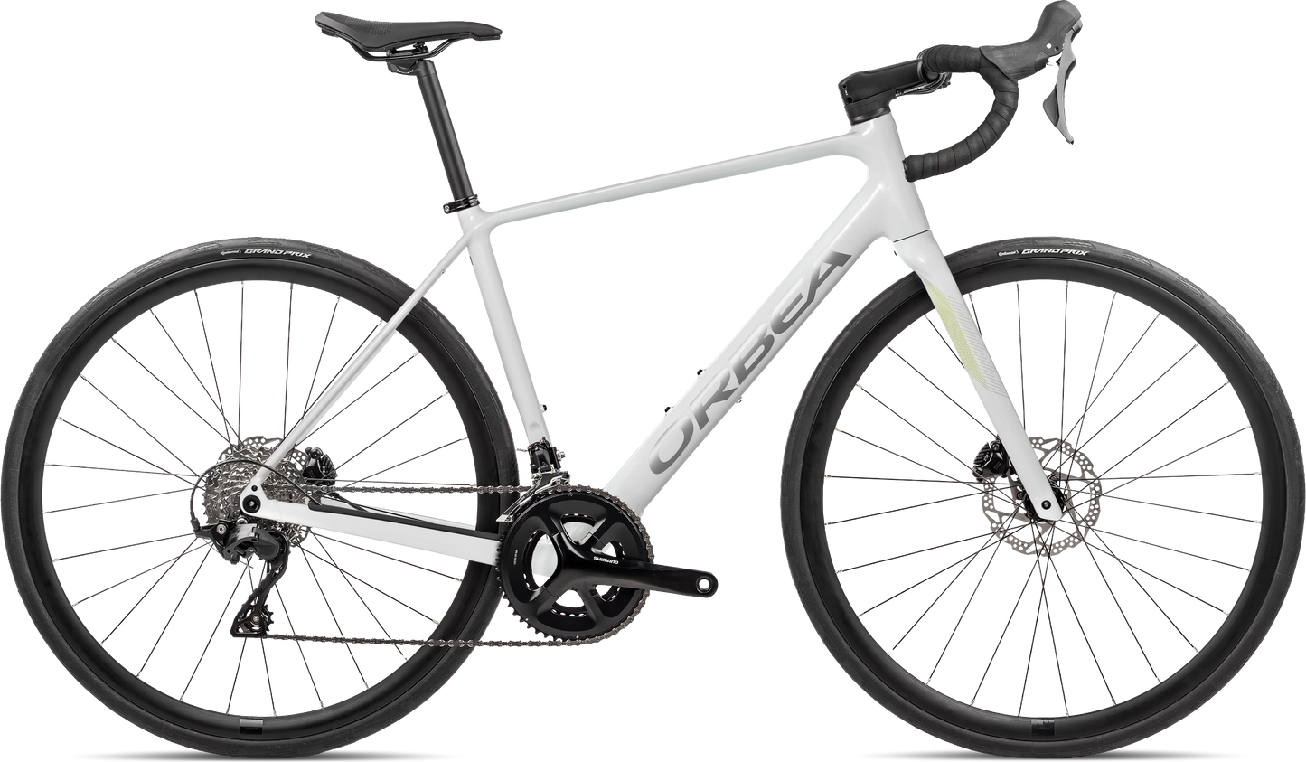 Orbea Avant H30 – Golden White -Smooth Silver (Gloss)
