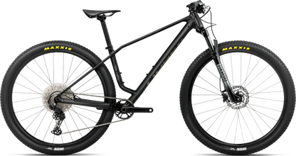 Orbea Alma H30 – Diamond Black (Matt) - Titan Black (Gloss)