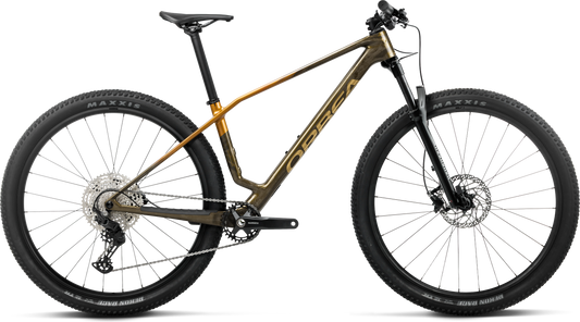 Orbea Alma M50 – Caramel Carbon View - Leo Orange (Gloss)
