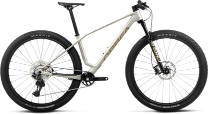 Orbea Alma M30 – Golden White - Titan Gold (Matt)
