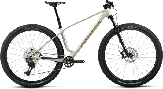 Orbea Alma M20 – Golden White - Titan Gold (Matt)