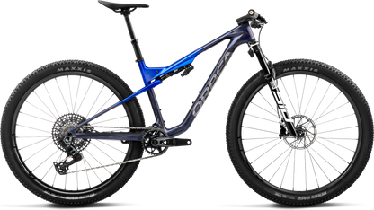 Orbea Oiz M10 AXS Flight Attendant – Noctiluca Carbon View - Cobalt Blue (Gloss)